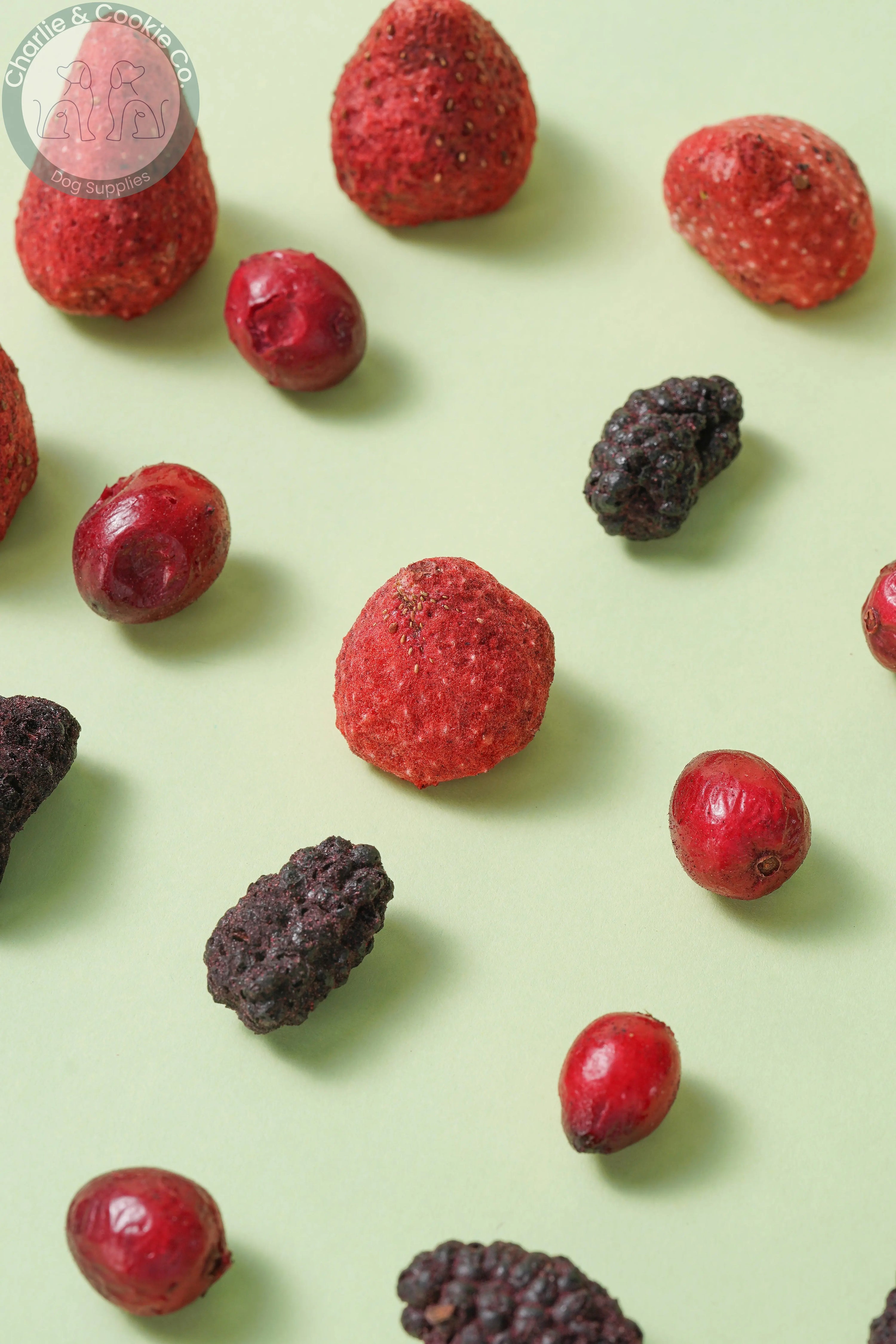 Waita Freeze-Dried Mixed Berries, product close-up